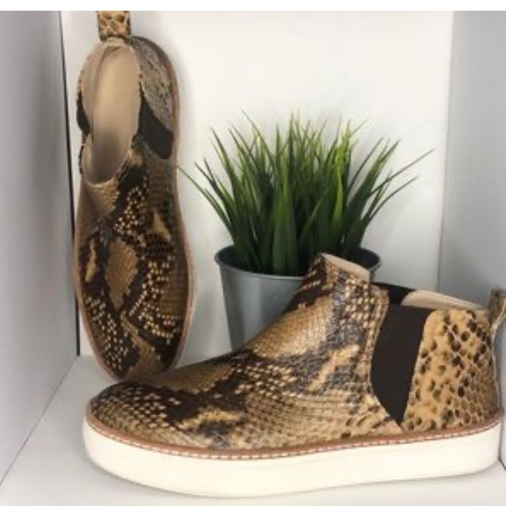Zara Brown Snakeskin Ankle Booties